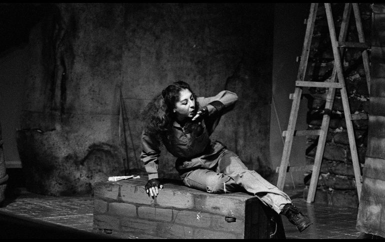 La puesta que llegará a México fue dirigida y adaptada por la dramaturga mexicana Brenda Escobedo y cuenta con la participación de los actores españoles David Luque y Emilio Gavira. EL INFORMADOR/ARCHIVO