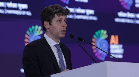 Altman afirmó también que había hablado con responsables de la Casa Blanca sobre la necesidad de moderar el ritmo de desarrollo de la IA. EFE / ARCHIVO