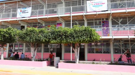Descubre qué estados disfrutarán de un megapuente de cinco días por las Fiestas Patrias y cómo aplicará el calendario de la SEP para el resto de las escuelas en México. EL INFORMADOR/ARCHIVO