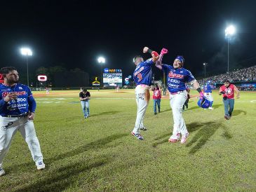 Los Olmecas reaccionaron con agresividad en el bateo para apalear a los Toros, igualando la final de la Liga Mexicana de Beisbol y garantizando el regreso de la serie a la frontera. IMAGO7.
