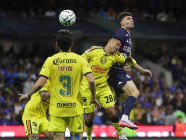 Cruz Azul llegó a tener el juego 4-1, pero las Águilas casi empataron el juego. SUN/C. Mejía
