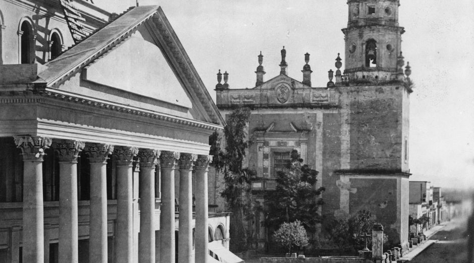 Fachada del Teatro Degollado y el Templo de San Agustín, en Guadalajara, Jalisco. EL INFORMADOR/Archivo