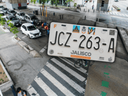 El extravío o robo de placas vehiculares en Jalisco permite a los conductores solicitar una reposición gratuita. EL INFORMADOR/ARCHIVO