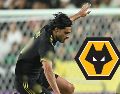 Cuando el partido parecía sentenciado al empate, Raúl Jiménez volvió a aparecer; su gol valió una victoria que puede ser determinante en la pelea del Wolverhampton por subir posiciones. Imago7 / ARCHIVO