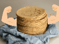 Aunque la tortilla suele aportar menos energía por pieza, también es importante considerar las porciones consumidas. CANVA