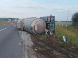 El vehículo involucrado era un autotanque de doble remolque que transportaba gasolina. ESPECIAL