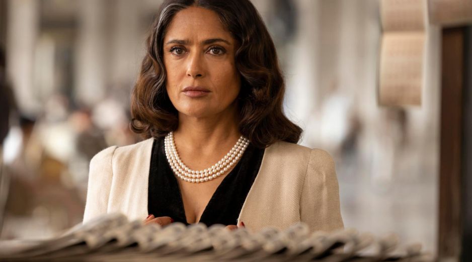 Salma Hayek también debutará muy pronto como directora en 