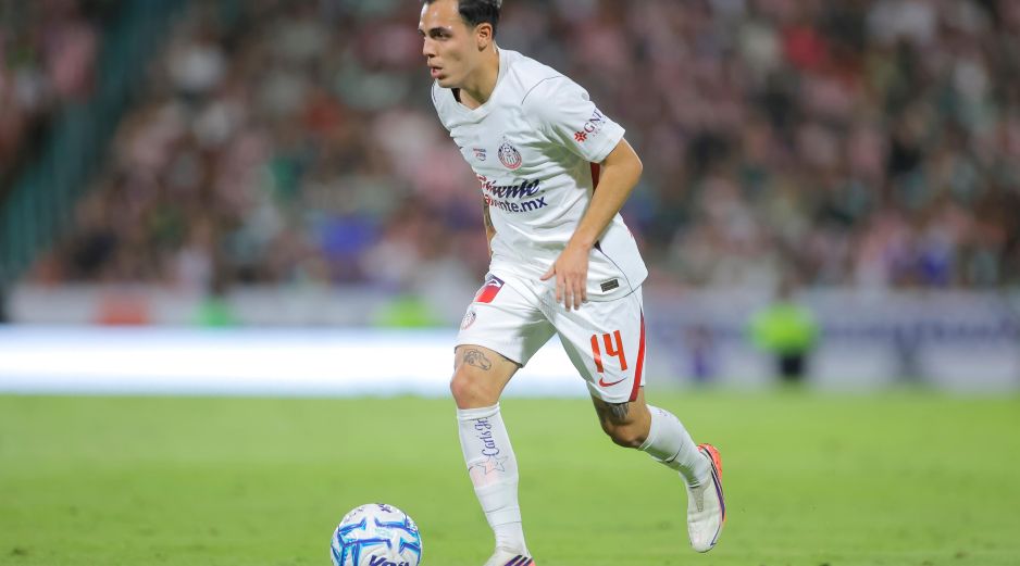 Hugo Camberos pasó de sumar escasa actividad bajo la dirección de Gabriel Milito a consolidarse como titular en el esquema rojiblanco durante el Apertura 2026. IMAGO7.