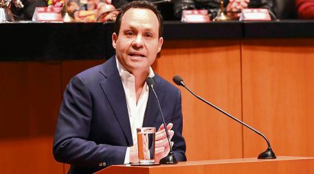 El senador Clemente Castañeda pidió que el INE recupere su rol como árbitro electoral. ESPECIAL