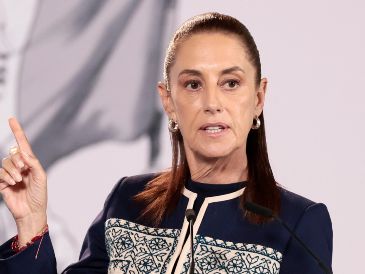 Claudia Sheinbaum pidió que se transparenten los mecanismos de las plataformas para seleccionar el contenido que muestran a sus usuarios. EFE/J. Méndez