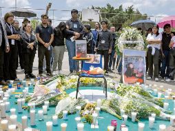 Compañeros de Claudia Tacoronte en México se reunieron para recordarla y exigir justicia por su muerte, bajo la consigna “Claudia no se olvida”. EFE