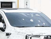 La camioneta fue interceptada por sujetos armados que dispararon en múltiples ocasiones contra la unidad antes de darse a la fuga con rumbo desconocido. EL INFORMADOR/ARCHIVO