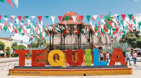 Las celebraciones en el Pueblo Mágico de Tequila incluyen eventos cívicos, culturales y tradicionales en la Plaza Principal, frente a la parroquia. ESPECIAL
