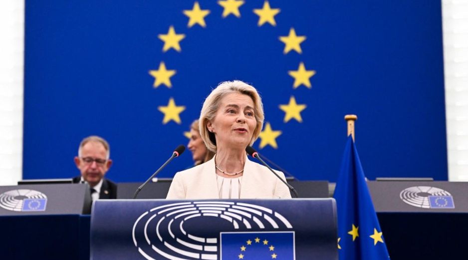 Ursula Von der Leyen no hizo ninguna referencia a los juegos en línea ni a los chatbots de IA, pero el proyecto de ley se aplicará tanto a las redes sociales como a los asistentes de inteligencia artificial, los chatbots y los juegos en línea. AFP / J. C. Verhaegen