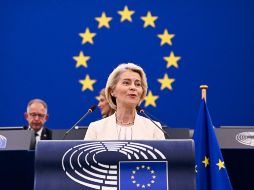 Ursula Von der Leyen no hizo ninguna referencia a los juegos en línea ni a los chatbots de IA, pero el proyecto de ley se aplicará tanto a las redes sociales como a los asistentes de inteligencia artificial, los chatbots y los juegos en línea. AFP / J. C. Verhaegen