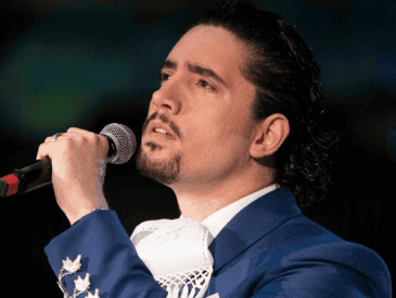 Tras darse a conocer su hospitalización, el cantante recibió numerosas muestras de cariño y preocupación por parte de sus seguidores. FACEBOOK / ALEX FERNÁNDEZ