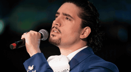 Tras darse a conocer su hospitalización, el cantante recibió numerosas muestras de cariño y preocupación por parte de sus seguidores. FACEBOOK / ALEX FERNÁNDEZ