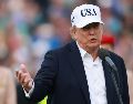 Donald Trump amenazó con imponer severos aranceles o suspender el comercio con Europa si la Unión Europea concreta la inclusión de Canadá bajo una figura especial de asociación. EFE.