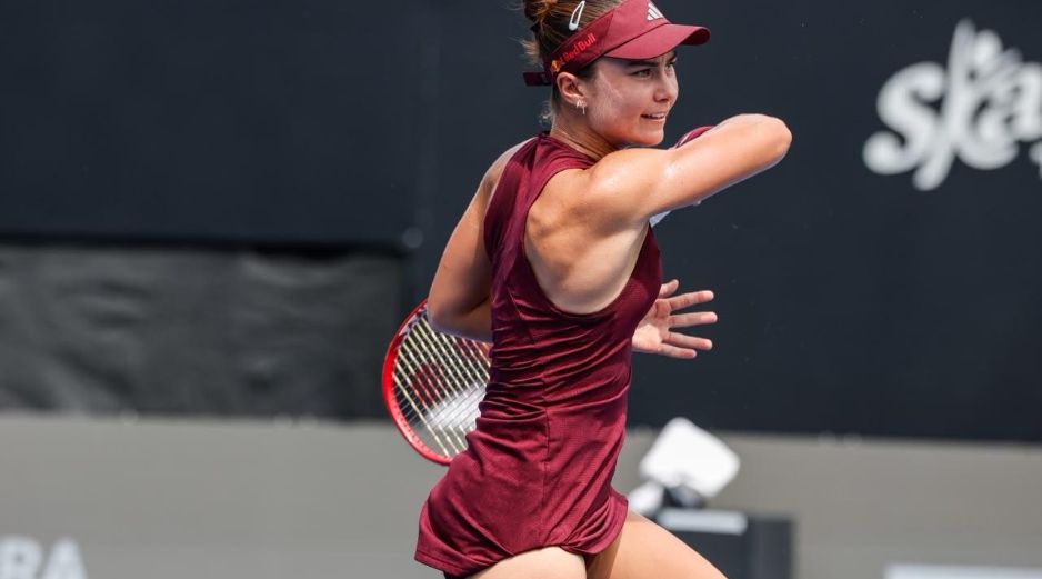 La vigente campeona Iva Jovic avanzó a las semifinales del Guadalajara Open 2026 tras derrotar con autoridad en sets corridos a la polaca Magdalena Frech. CORTESÍA/GDL OPEN.