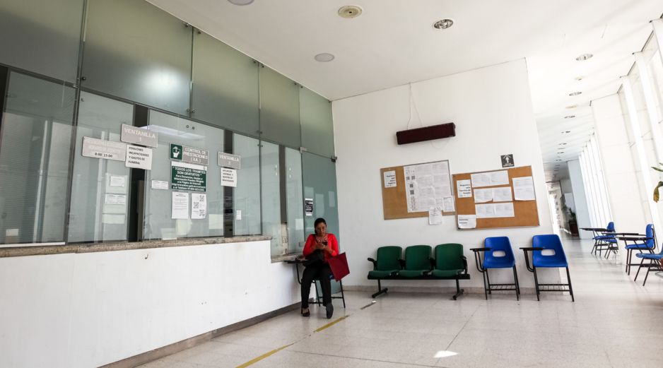 El Tarjetón Digital del IMSS permite a jubilados y pensionados consultar sus comprobantes de pago y realizar trámites en línea. EL INFORMADOR/ARCHIVO