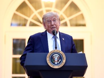 La Administración Trump sostendrá sus procesos de deportación, sostuvieron autoridades. EFE/J. Lo Scalzo