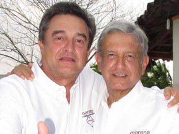 Desde que fue exhibido recibiendo dinero en efectivo de David León, excoordinador de Protección Civil, Pío López Obrador ha estado en el ojo del huracán. X