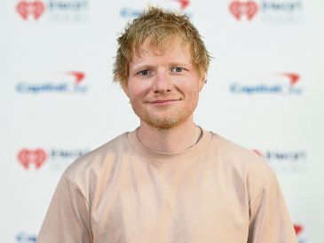 El cantante británico enfrenta críticas tras la salida de Macklemore de su gira Loop. AFP