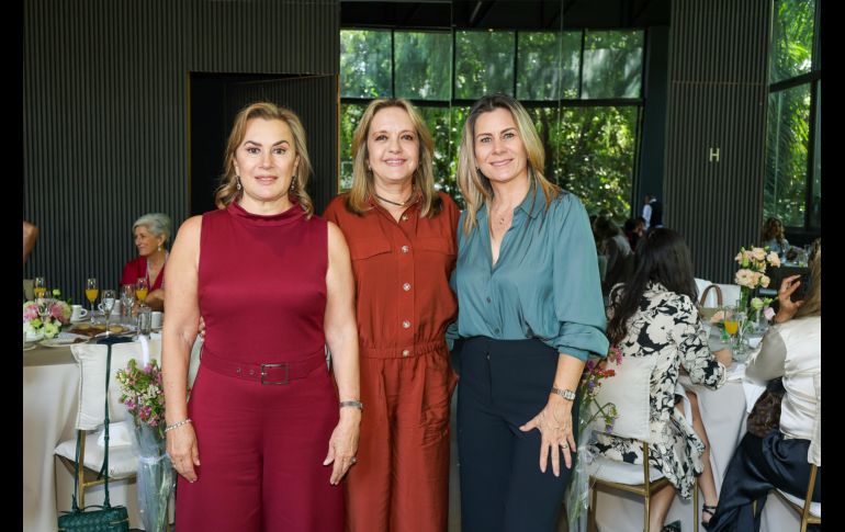 Eva Maldonado, Rosy Celis y Rocío Díaz. GENTE BIEN JALISCO / Revista del 18 de septiembre 2026