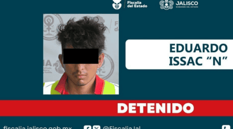 Tras acciones ministeriales realizadas en torno a los hechos, Eduardo Issac “N” fue trasladado desde las instalaciones de la Fiscalía del Estado hasta el Complejo Penitenciario de Puente Grande la mañana de este viernes. ESPECIAL/FISCALIA DEL ESTADO