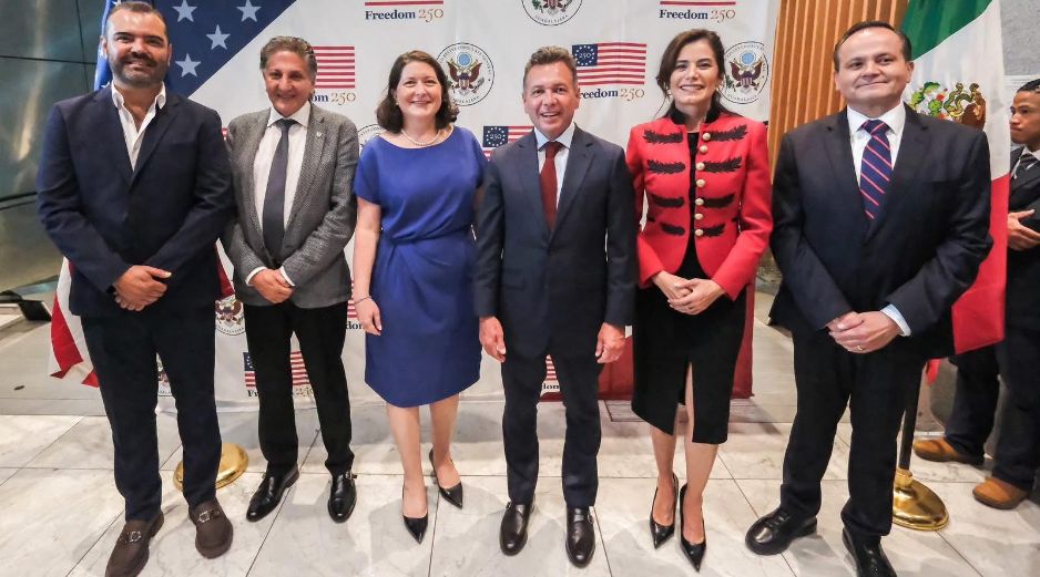 Alejandro Aguirre Curiel reafirmó que el encuentro fue clave para refrendar la importancia que tiene para Chapala mantener una relación cercana, institucional y de colaboración con el Consulado de los Estados Unidos. CORTESÍA/ Gobierno de Chapala