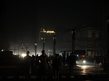 La compañía estatal Unión Eléctrica confirmó que se produjo la desconexión del SEN desde Matanzas hasta la provincia Guantánamo (extremo este). EFE/ ARCHIVO