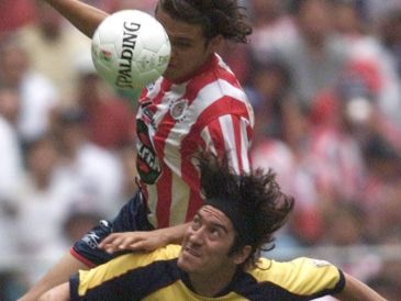 Chivas y América han protagonizado distintas peleas durante sus encuentros en el Clásico Nacional. EL INFORMADOR / ARCHIVO