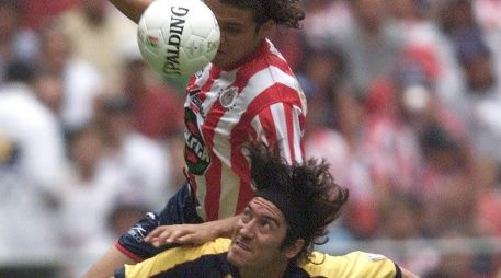 Chivas y América han protagonizado distintas peleas durante sus encuentros en el Clásico Nacional. EL INFORMADOR / ARCHIVO
