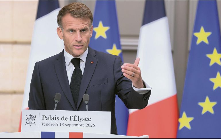 El presidente francés advirtió que su país y Europa deben prepararse para una actitud hostil de Rusia en un futuro. EFE