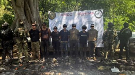 El arresto de los sospechosos tuvo lugar en la zona serrana de Sinaloa, en los límites con Durango, tras un ataque a balazos. X/OHarfuch
