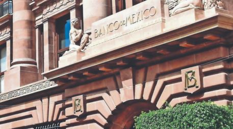 Las aplicaciones bancarias en México deberán transformar sus pantallas de transferencias antes de que venza el plazo fijado por las autoridades financieras. SUN/ARCHIVO.