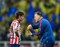 Los cambios de Milito no favorecieron a Chivas. IMAGO7/E. Espinosa