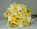Cada 21 de septiembre, regalar flores amarillas se convierte en una tendencia viral. ESPECIAL/Canva