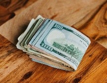 El tipo de cambio FIX para hoy 21 de septiembre es de 17.2450 pesos por dólar. UNSPLASH / N. DUMLAO