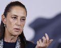 Sheinbaum sostuvo que las intervenciones extranjeras debilitan las instituciones nacionales. EFE/S. Gutiérrez
