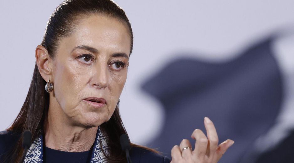 Sheinbaum sostuvo que las intervenciones extranjeras debilitan las instituciones nacionales. EFE/S. Gutiérrez