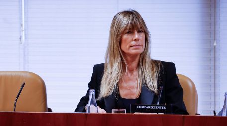 El juez a cargo del caso había decidido que Gómez fuera juzgada con jurado por cuatro delitos, pero oficialmente continúa con dos: tráfico de influencias y malversación. EFE / ARCHIVO