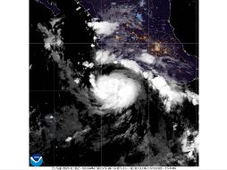 El peligro indirecto para Oaxaca es el oleaje y mar de fondo, así como posibles lluvias en municipios como Pinotepa Nacional y Santiago Jamiltepec. AP/NOAA