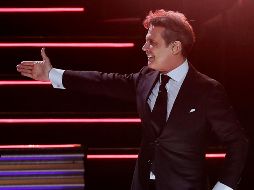 Desde 2019, el cantante mexicano se encuentra en una relación con la diseñadora española Paloma Cuevas. AFP