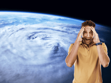 Durante la madrugada de este martes 22 de septiembre, el fenómeno meteorológico sorprendió a los expertos por su rápida y agresiva intensificación. ESPECIAL / CANVA