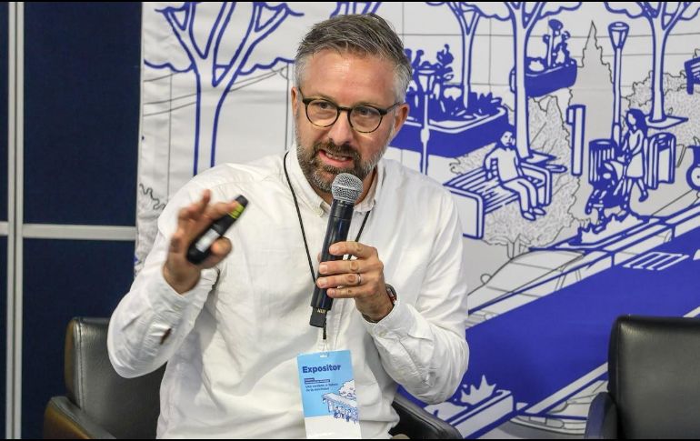 En la Universidad Panamericana, Ola Gustafsson, especialista internacional, encabezó el panel 