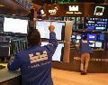 Por sectores, predominaron las pérdidas, encabezadas por las empresas financieras, de energía y comunicaciones. EFE/S. Yenesel