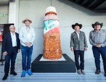 Pablo Lemus destacó el desarrollo tecnológico y vanguardista de Industrias Tajín, que actualmente genera empleo para siete mil colaboradores. ESPECIAL/Pablo Lemus