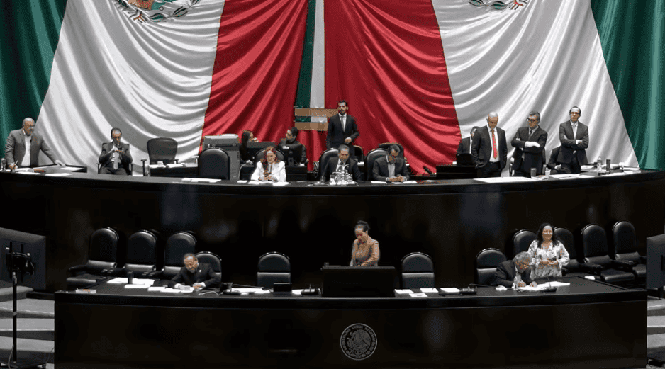 El dictamen recibió 344 votos a favor, 116 en contra y una abstención, por lo que avanzó en el Pleno de San Lázaro para continuar con su proceso legislativo. CÁMARA DE DIPUTADOS