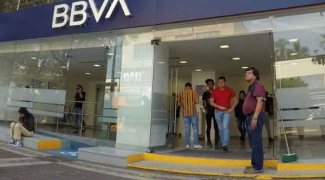 BBVA prepara modificaciones en la atención que brinda a sus clientes en sus sucursales del país. EL INFORMADOR/ARCHIVO.